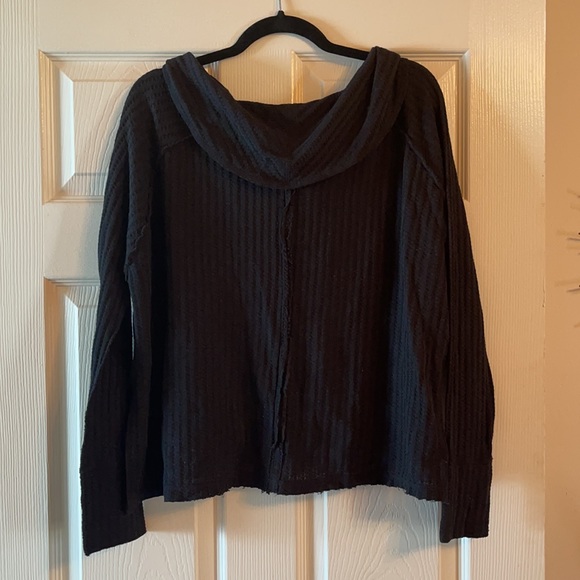 Free People Sweater - Picture 2 of 2